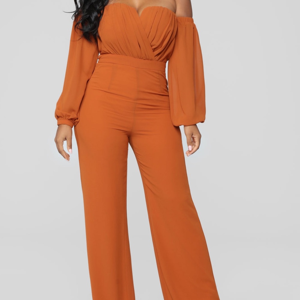 Off shoulder Jumpsuit. Perfect for fashionistas .
